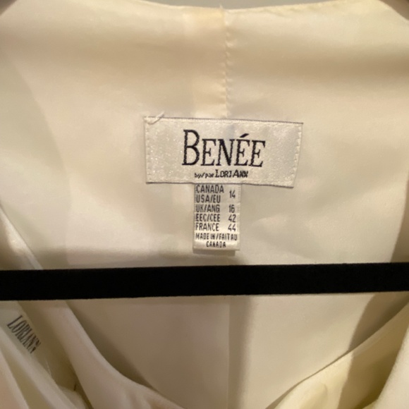 BEAUTIFUL GOWN & JACKET - Picture 9 of 10